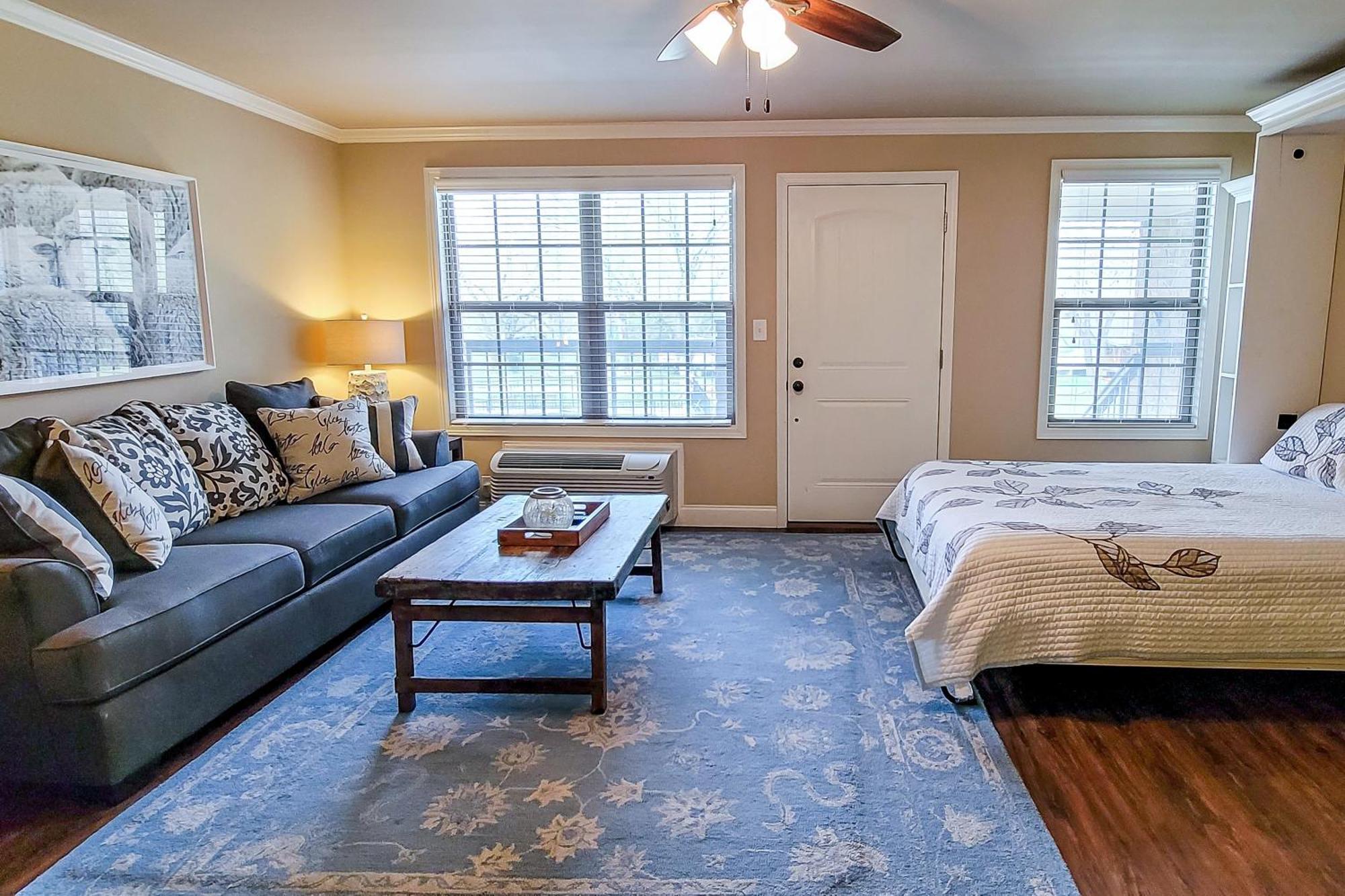 Little River Loft & Riverfront Gem Townsend Chambre photo